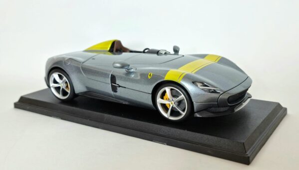 Macheta Ferrari Monza SP1 Maisto