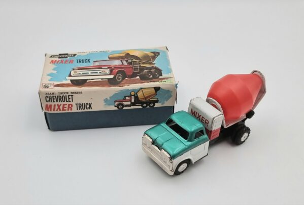 Jucarie Vintage Betoniera Asahi.jpg