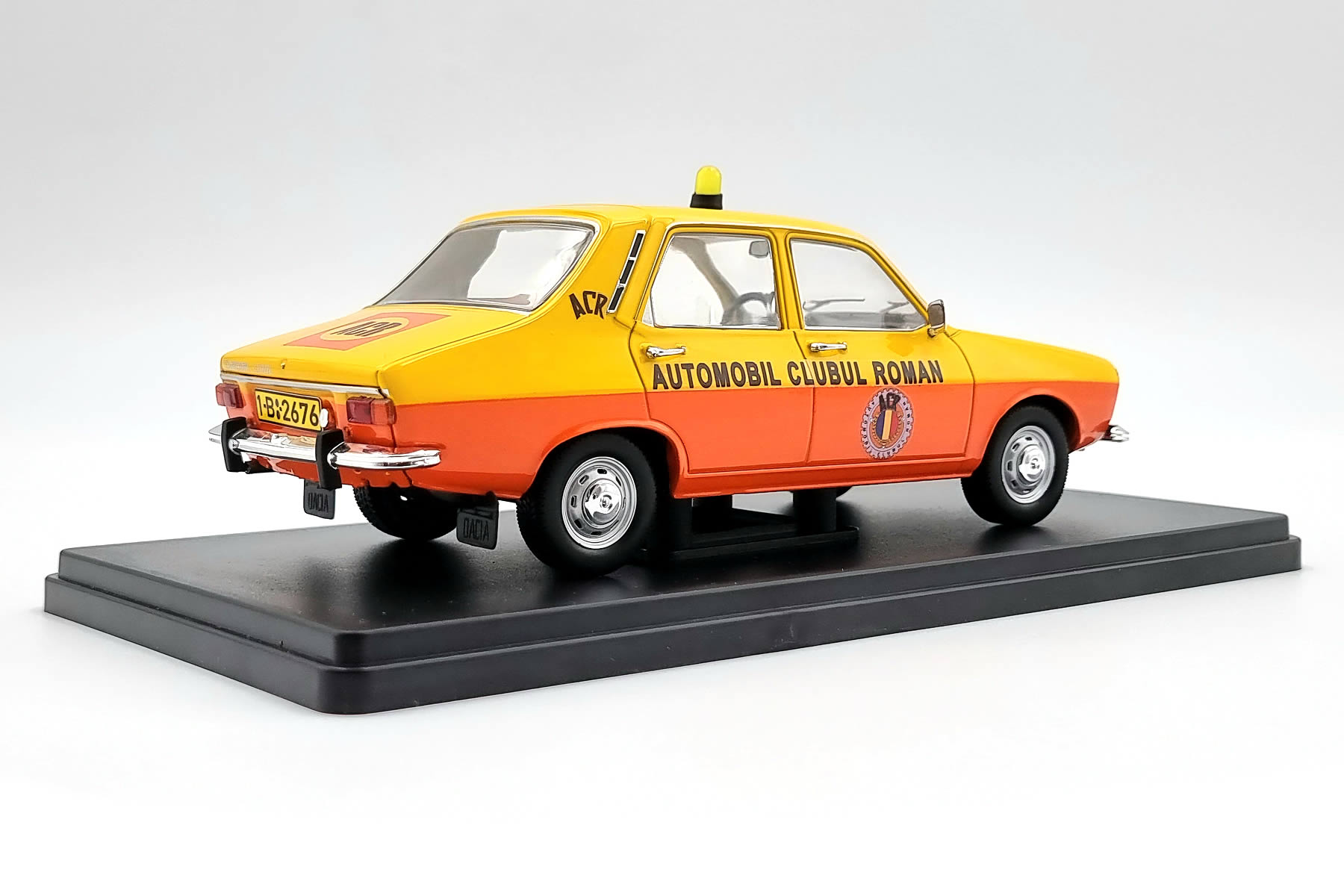 Machetă Dacia A.C.R. 1:24 White Box 2 Macheta Auto Dacia 1301 ACR 1:24 White Box