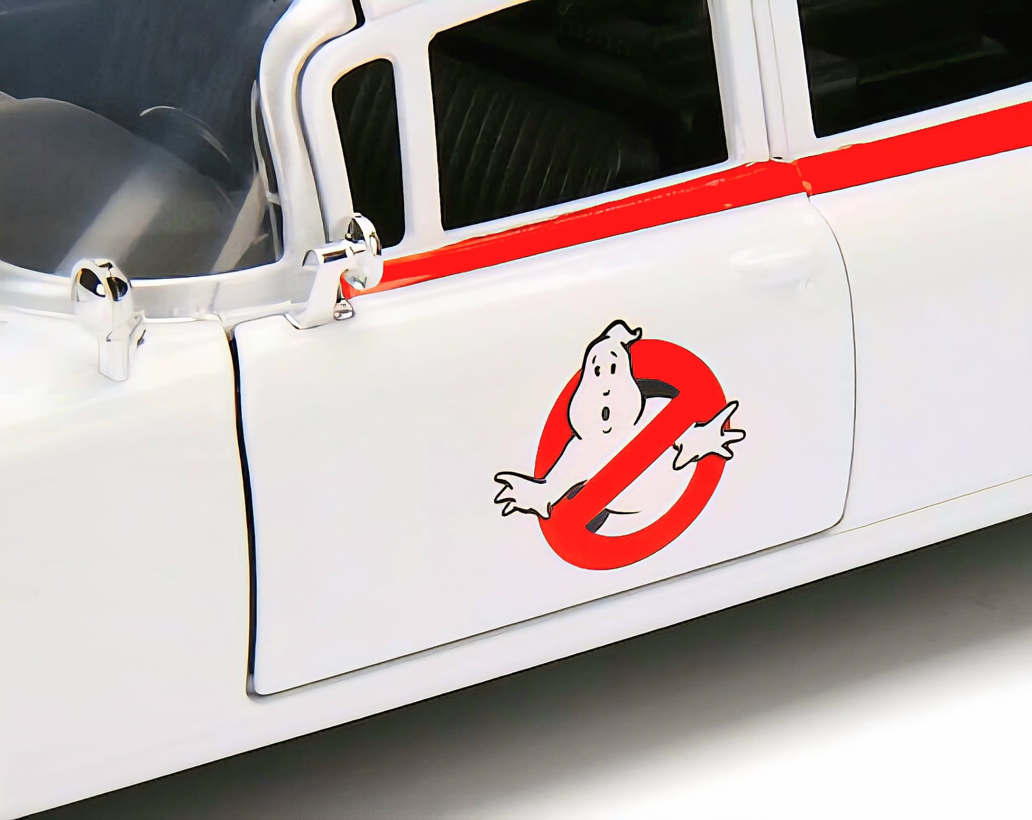 Machetă Cadillac Ecto-1 Ghostbusters Jada Toys 8 Machetă Cadillac Ecto-1 Ghostbusters Jada Toys - imagine 8