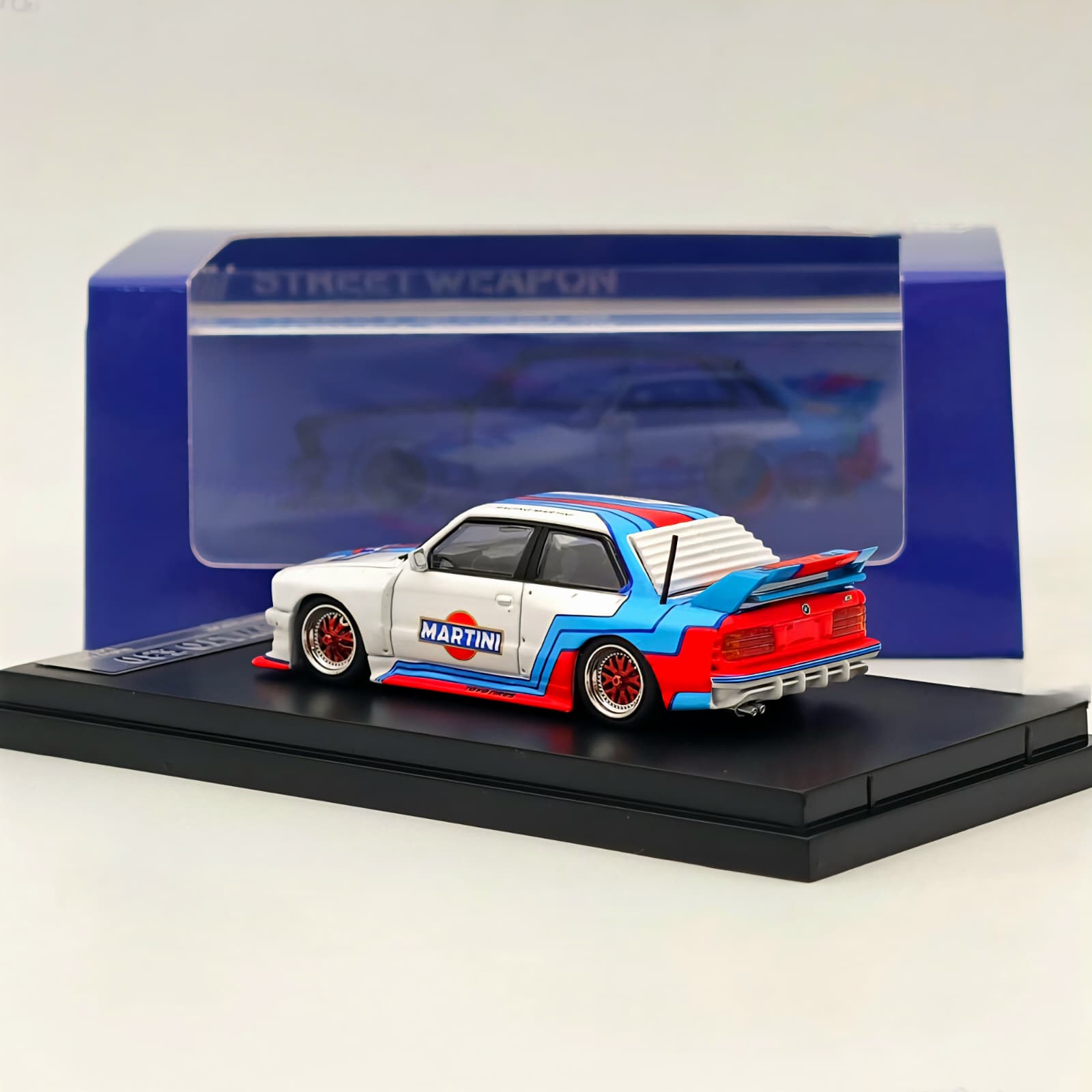 Machetă BMW E30 Martini Livery Street Weapon 4 Machetă BMW E30 Martini Livery Street Weapon - imagine 4