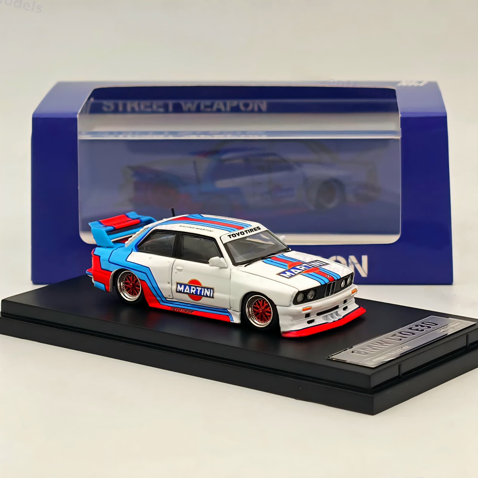 Machetă BMW E30 Martini Livery Street Weapon 6 Machetă BMW E30 Martini Livery Street Weapon - imagine 6