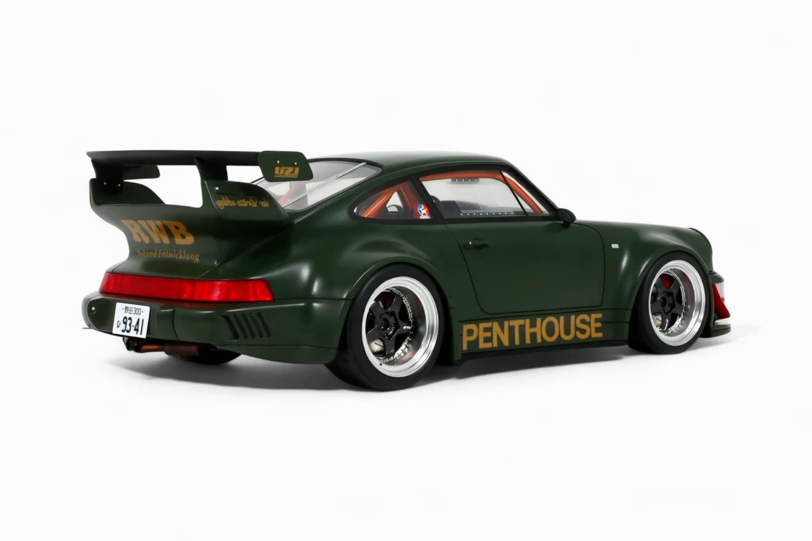 Macheta Porsche 911RWB "Penthouse" Verde 1:18 GT Spirit 2 Macheta Porsche 911RWB "Penthouse" Verde 1:18 GT Spirit - imagine 2