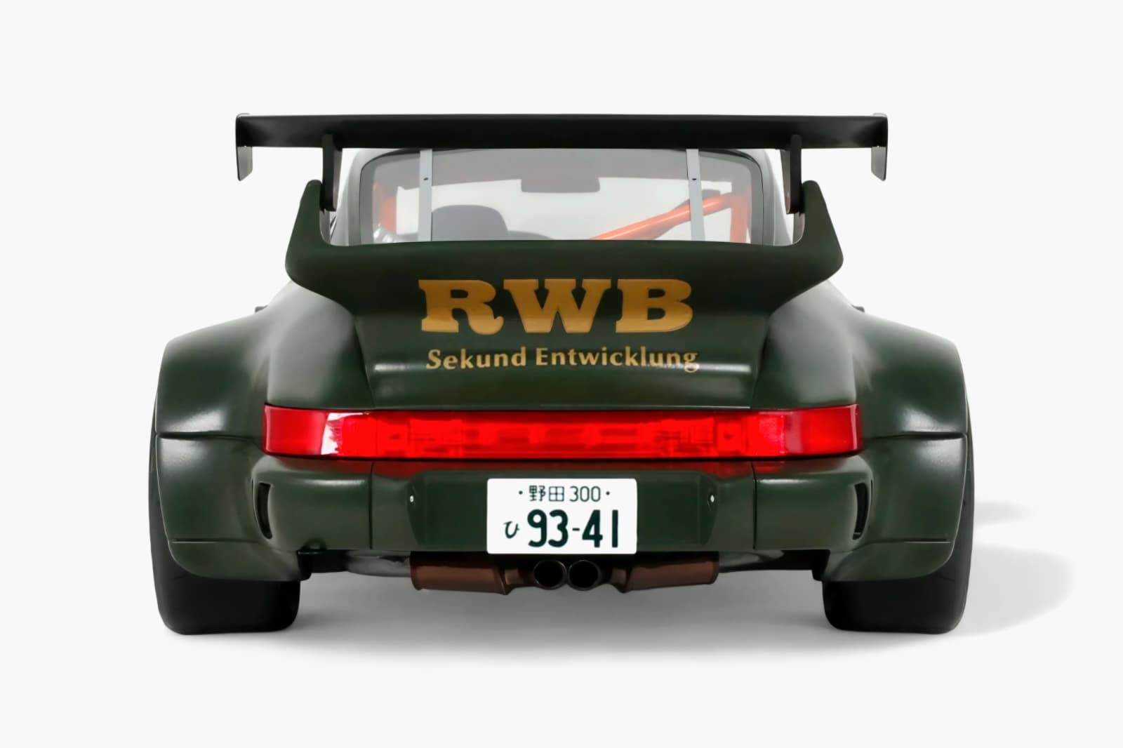 Macheta Porsche 911RWB "Penthouse" Verde 1:18 GT Spirit 4 Macheta Porsche 911RWB "Penthouse" Verde 1:18 GT Spirit - imagine 4