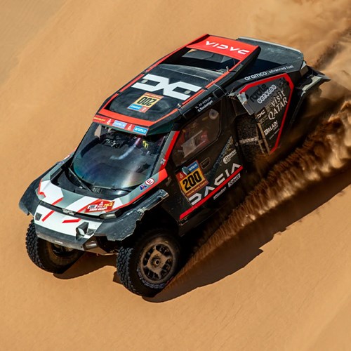 Machetă Dacia Sandrider Pick-Up Team The Dacia Sandriders #200 – 4th Rally Dakar 2025 1:43 Spark Models 2 Dacia Sandrider Pick-Up Team The Dacia Sandriders #200