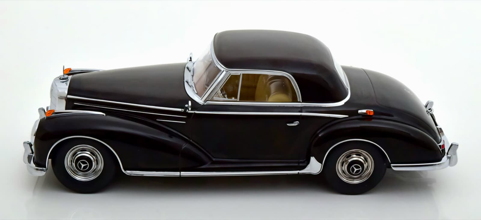 Macheta Mercedes-Benz 300S Coupe (W188) 1:18 KK Scale – Black 2 Macheta Mercedes-Benz 300S Coupe (W188) 1:18 KK Scale – Black - imagine 2