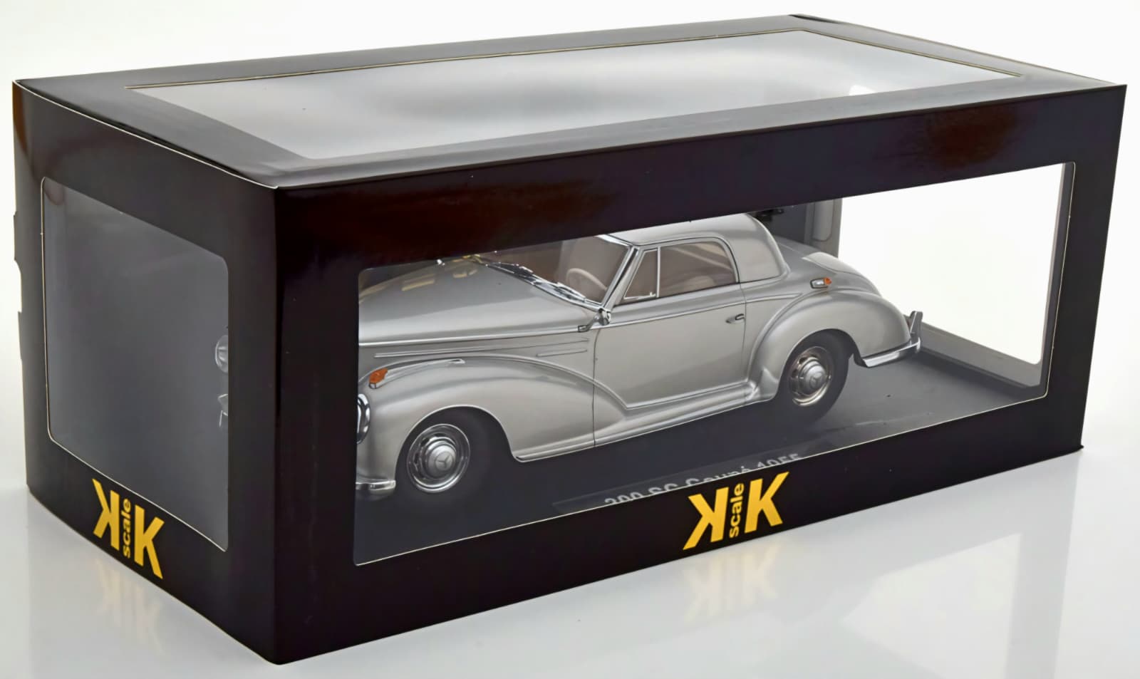 Macheta Mercedes-Benz 300S Coupe (W188) 1:18 KK Scale 6 Macheta Mercedes-Benz 300S Coupe (W188) 1:18 KK Scale - imagine 6