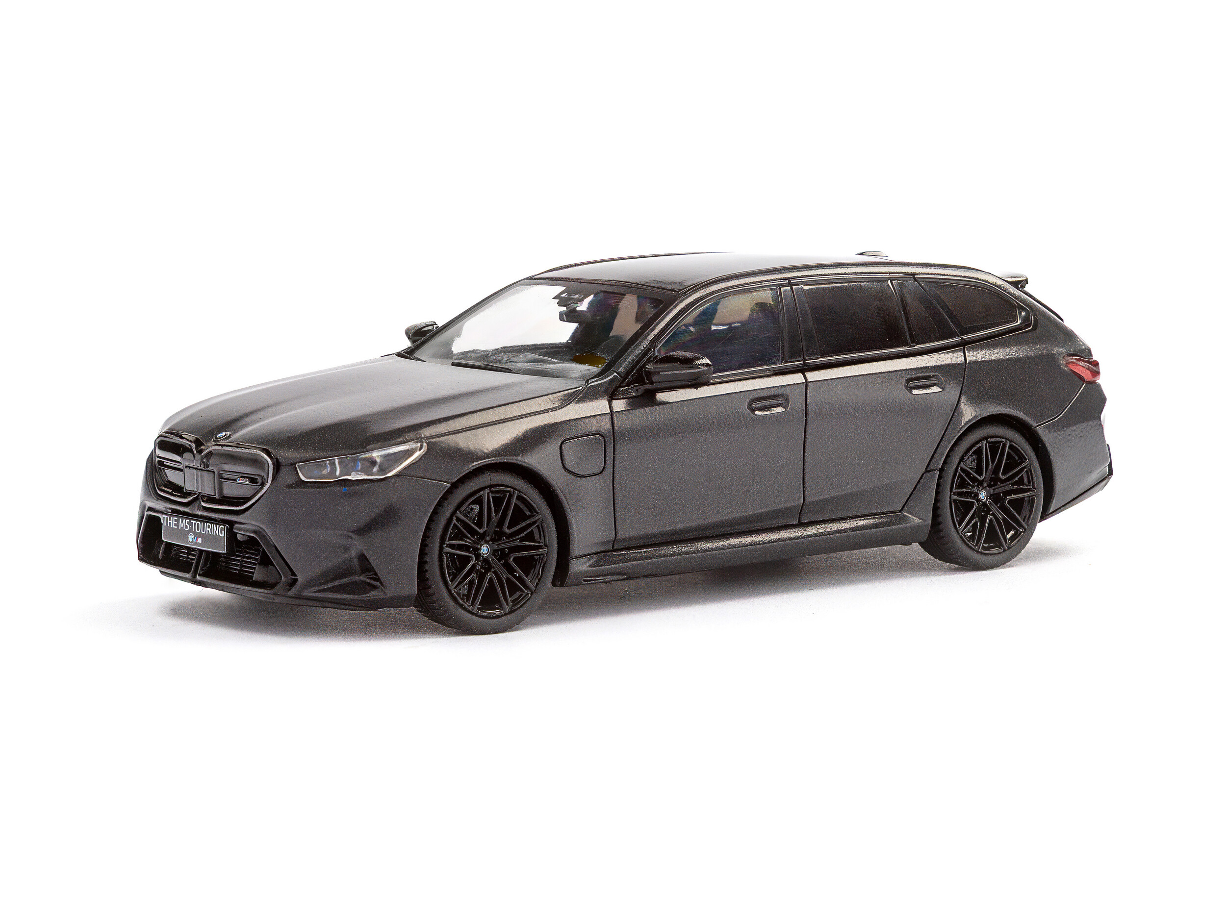 Macheta BMW M5 Touring 1:43 Solido – Frozen Deep 1 s4317502-bmw-m5-touring-frozen-deep-grey-2024-01