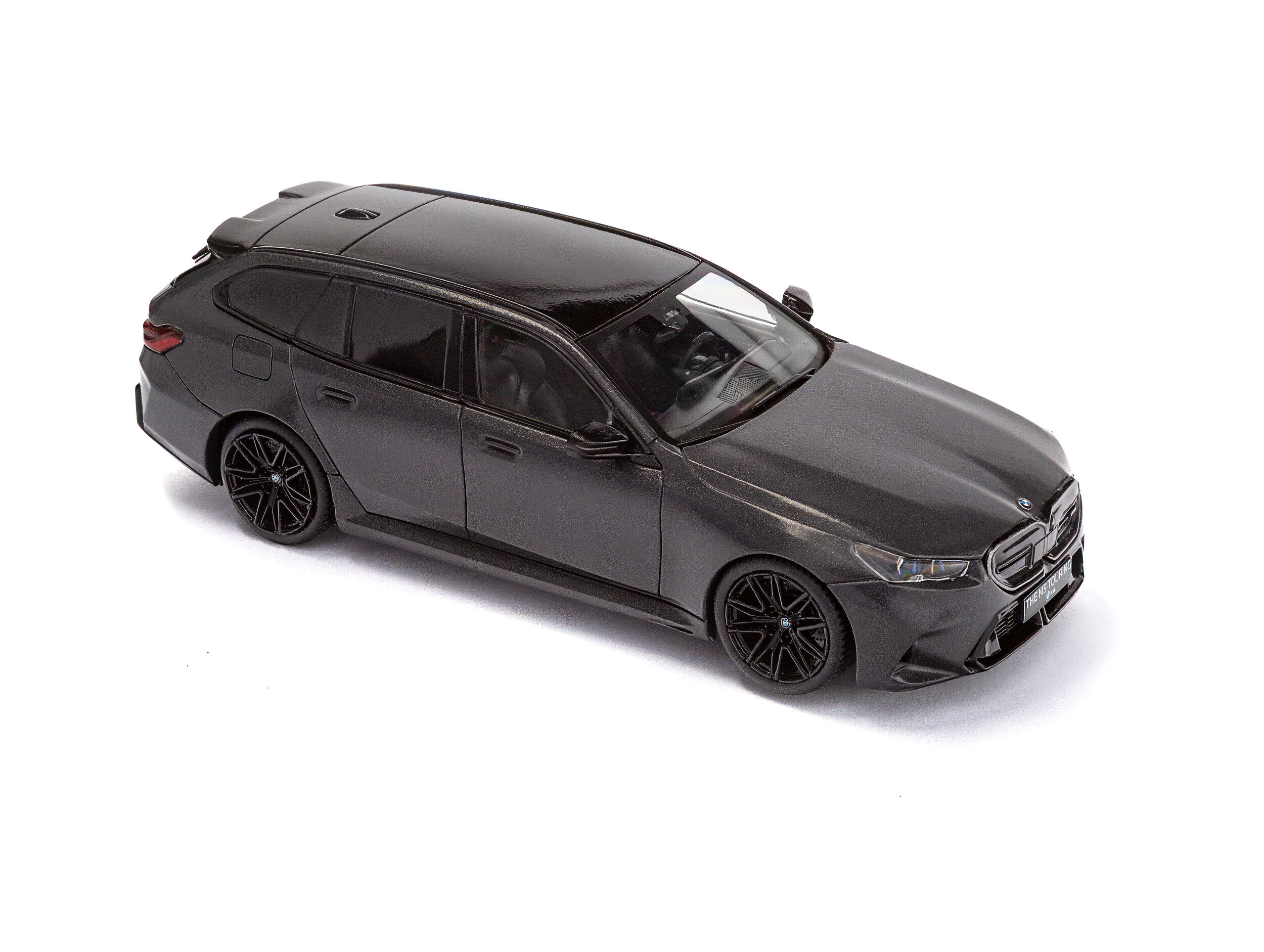 Macheta BMW M5 Touring 1:43 Solido – Frozen Deep 8 Macheta BMW M5 Touring 1:43 Solido – Frozen Deep - imagine 8
