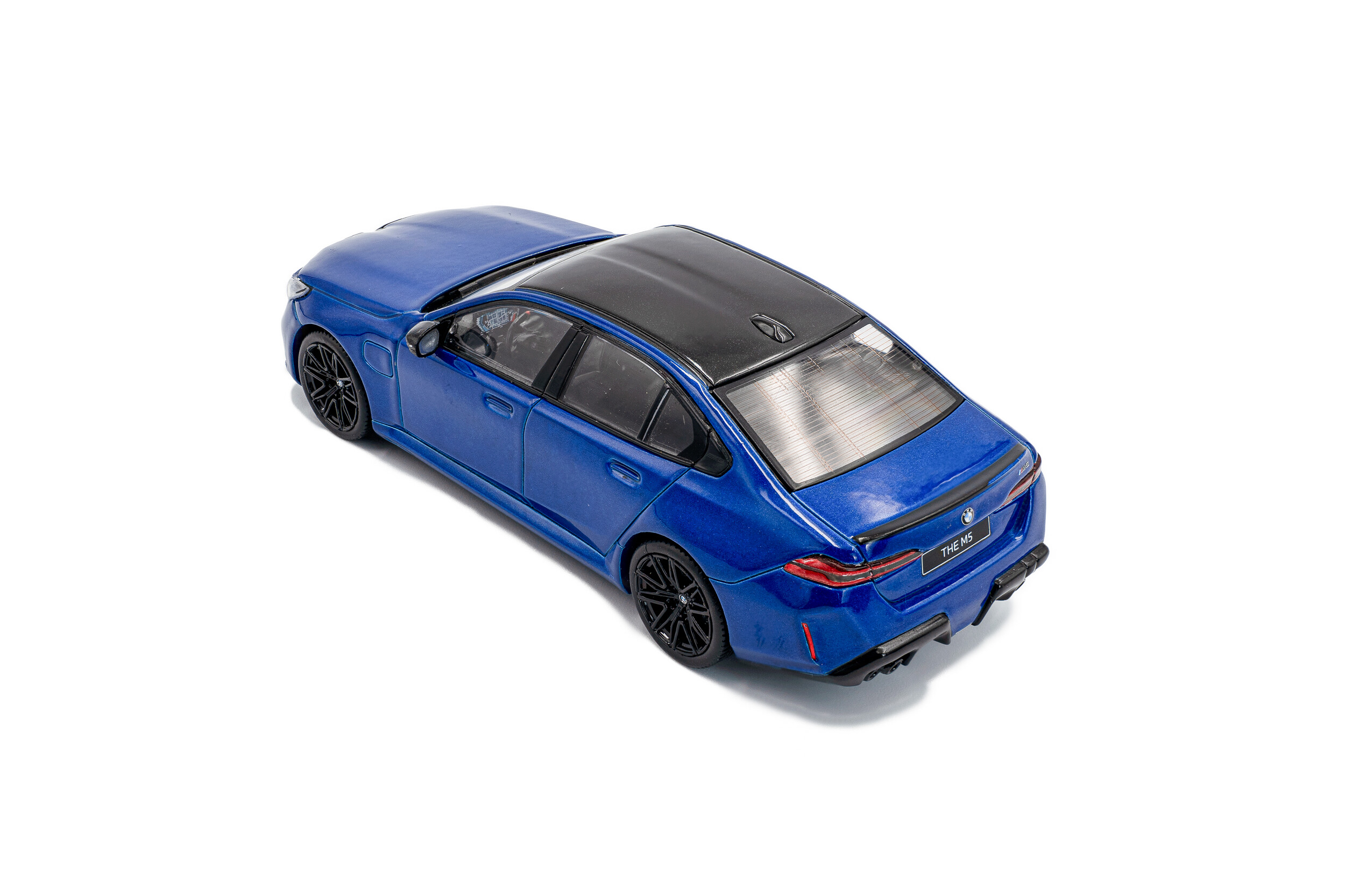 Macheta BMW M5 Sedan G90 1:43 Solido 7 Macheta BMW M5 Sedan G90 1:43 Solido - imagine 7