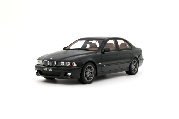 BMW E39 M5 1