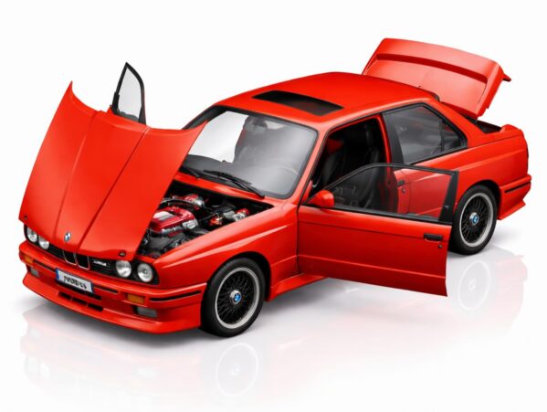 BMW M3 E30 IXO 1