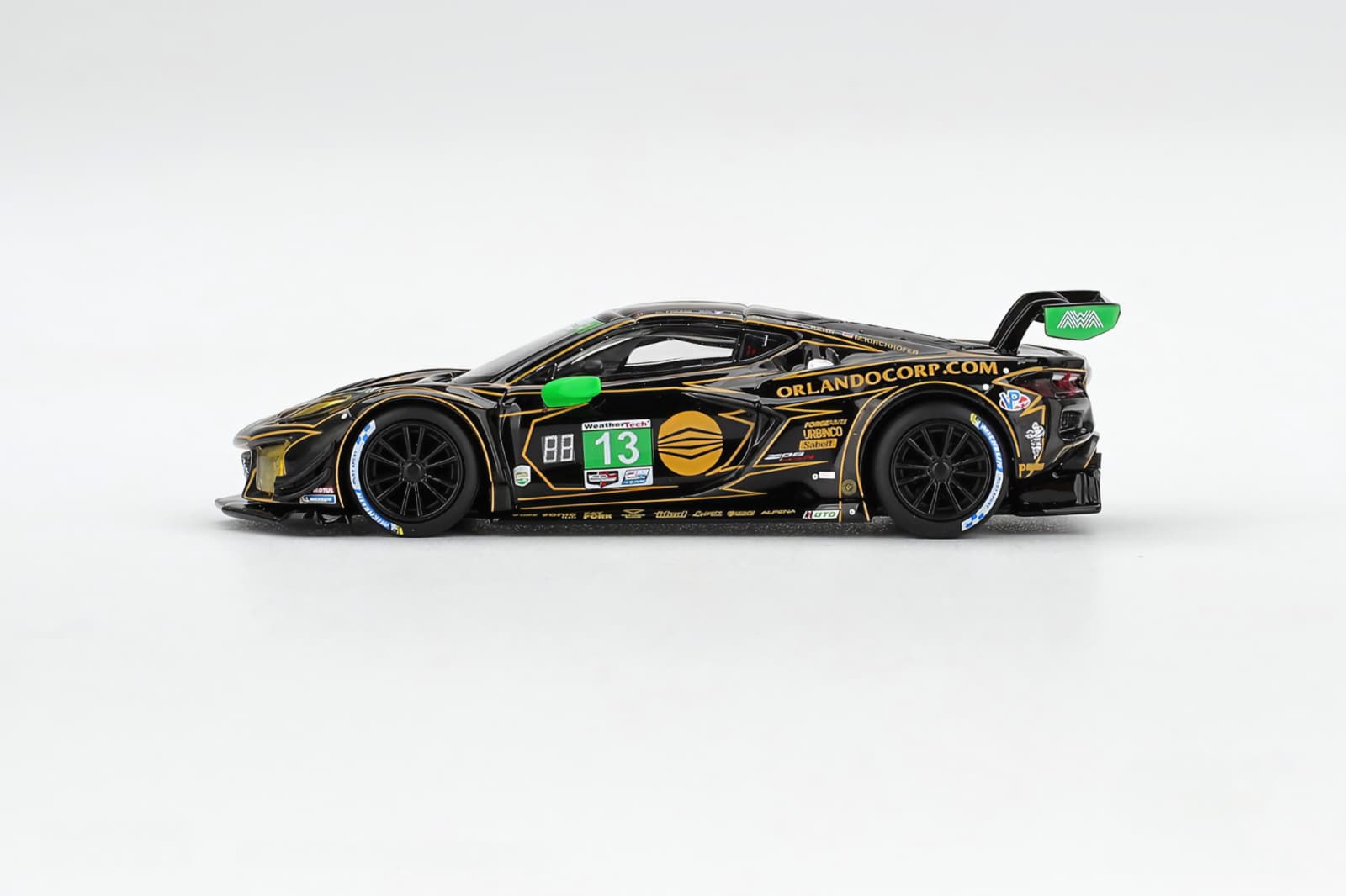 Macheta Chevrolet Corvette Z06 GT3.R #13 AWA Daytona 24 HRS 1:64 Mini GT 2 Macheta Chevrolet Corvette Z06 GT3.R #13 AWA Daytona 24 HRS 1:64 Mini GT - imagine 2