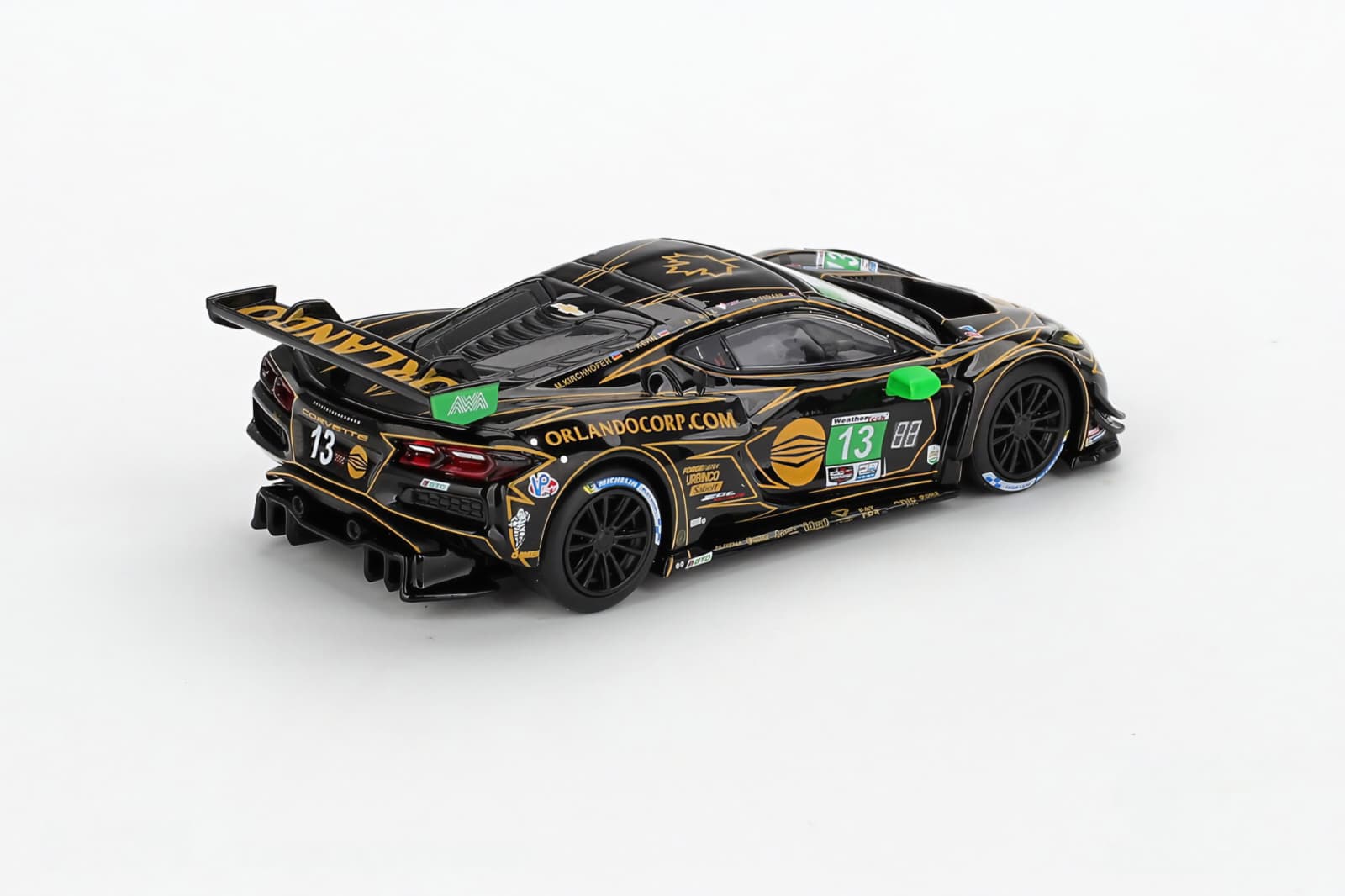 Macheta Chevrolet Corvette Z06 GT3.R #13 AWA Daytona 24 HRS 1:64 Mini GT 3 Macheta Chevrolet Corvette Z06 GT3.R #13 AWA Daytona 24 HRS 1:64 Mini GT - imagine 3