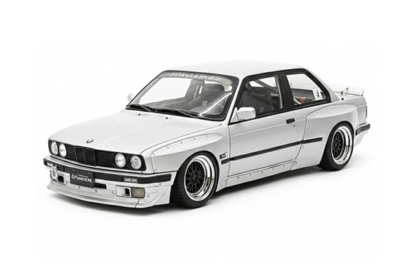 Macheta BMW E30 Pandem Rocket Bunny Widebody 1:18 Ignition Model