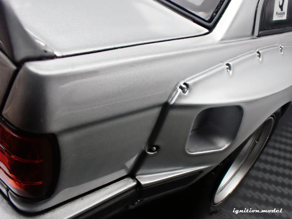 Macheta BMW PANDEM 30 (E30) 1:18 Ignition Model 8 Macheta BMW PANDEM 30 (E30) 1:18 Ignition Model - imagine 8