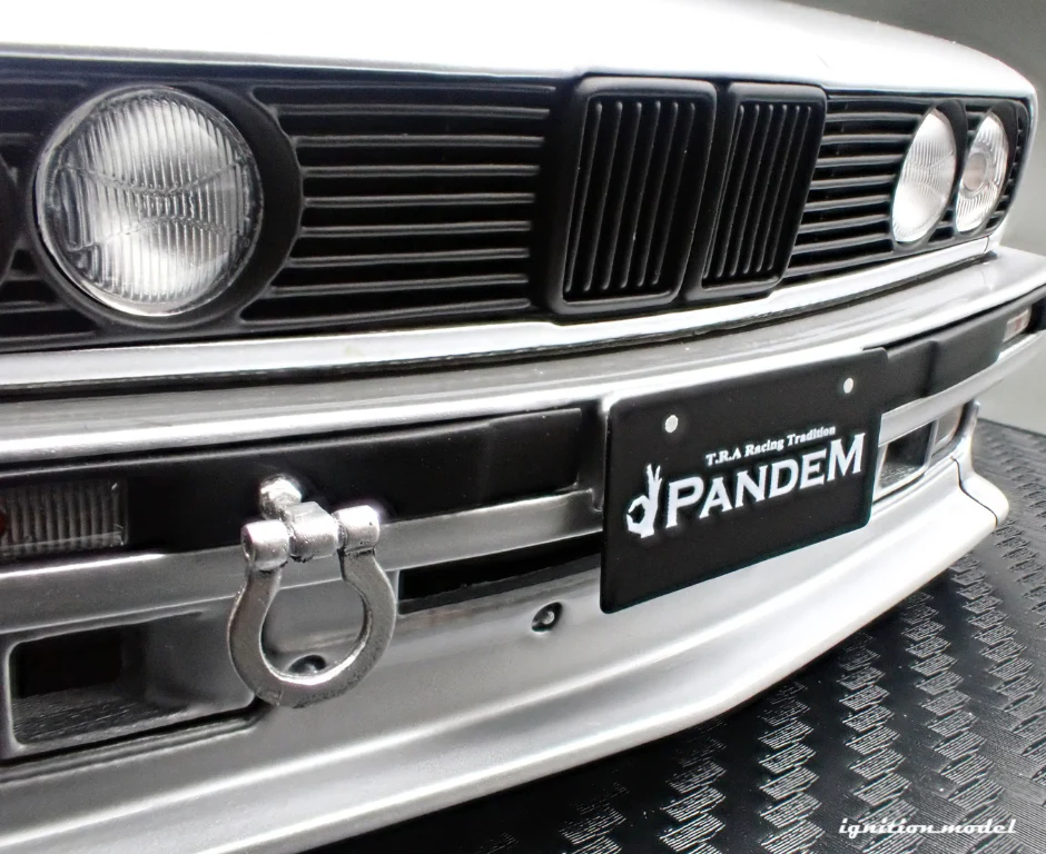 Macheta BMW PANDEM 30 (E30) 1:18 Ignition Model 5 Macheta BMW PANDEM 30 (E30) 1:18 Ignition Model - imagine 5