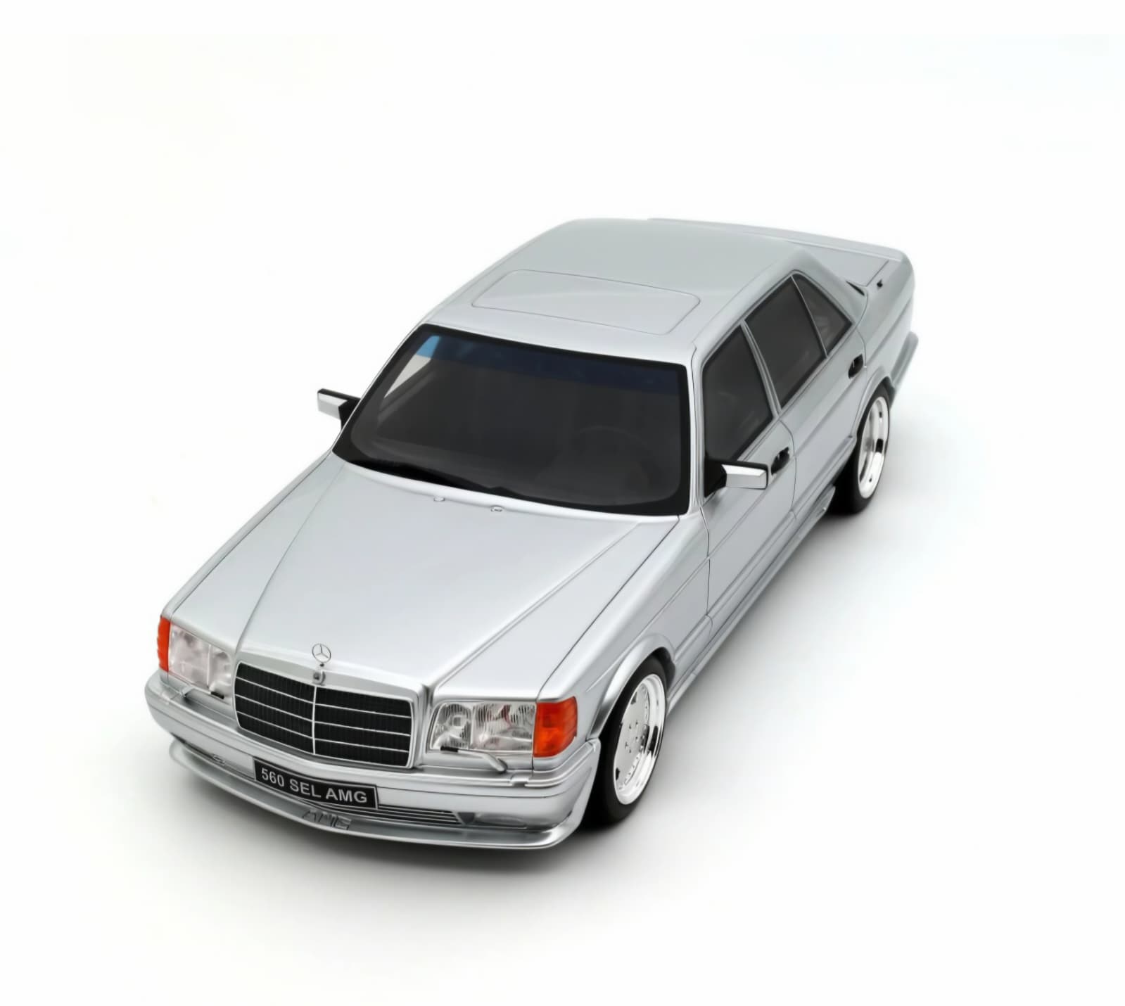 Macheta Mercedes-Benz 560 (W126) 6.0 SEL AMG 1989 1:18 Otto Models 4 Macheta Mercedes-Benz 560 (W126) 6.0 SEL AMG 1989 1:18 Otto Models - imagine 4