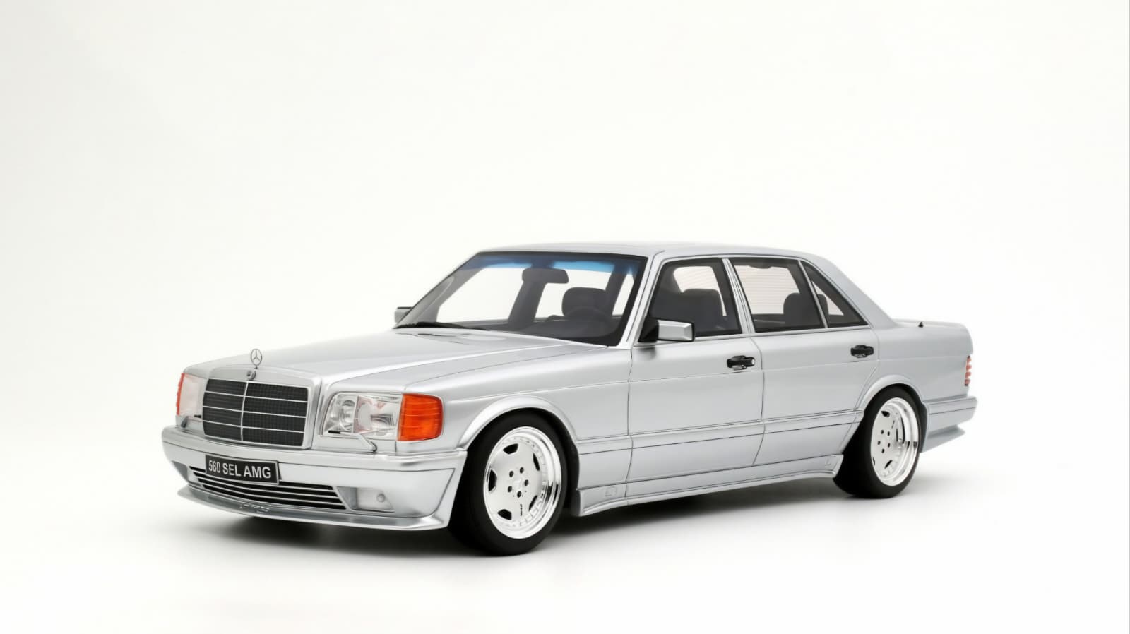Macheta Mercedes-Benz 560 (W126) 6.0 SEL AMG 1989 1:18 Otto Models 1 Mercedes-Benz 560 (W126) 6.0 SEL AMG