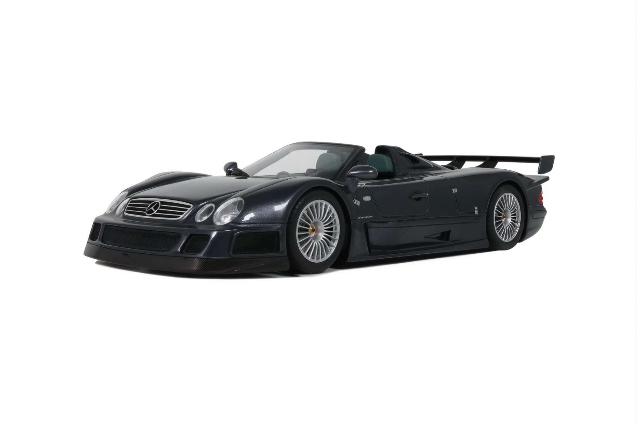 Macheta Mercedes-Benz CLK-GTR Roadster 1:18 GT Spirit 9 Macheta Mercedes-Benz CLK-GTR Roadster 1:18 GT Spirit - imagine 9