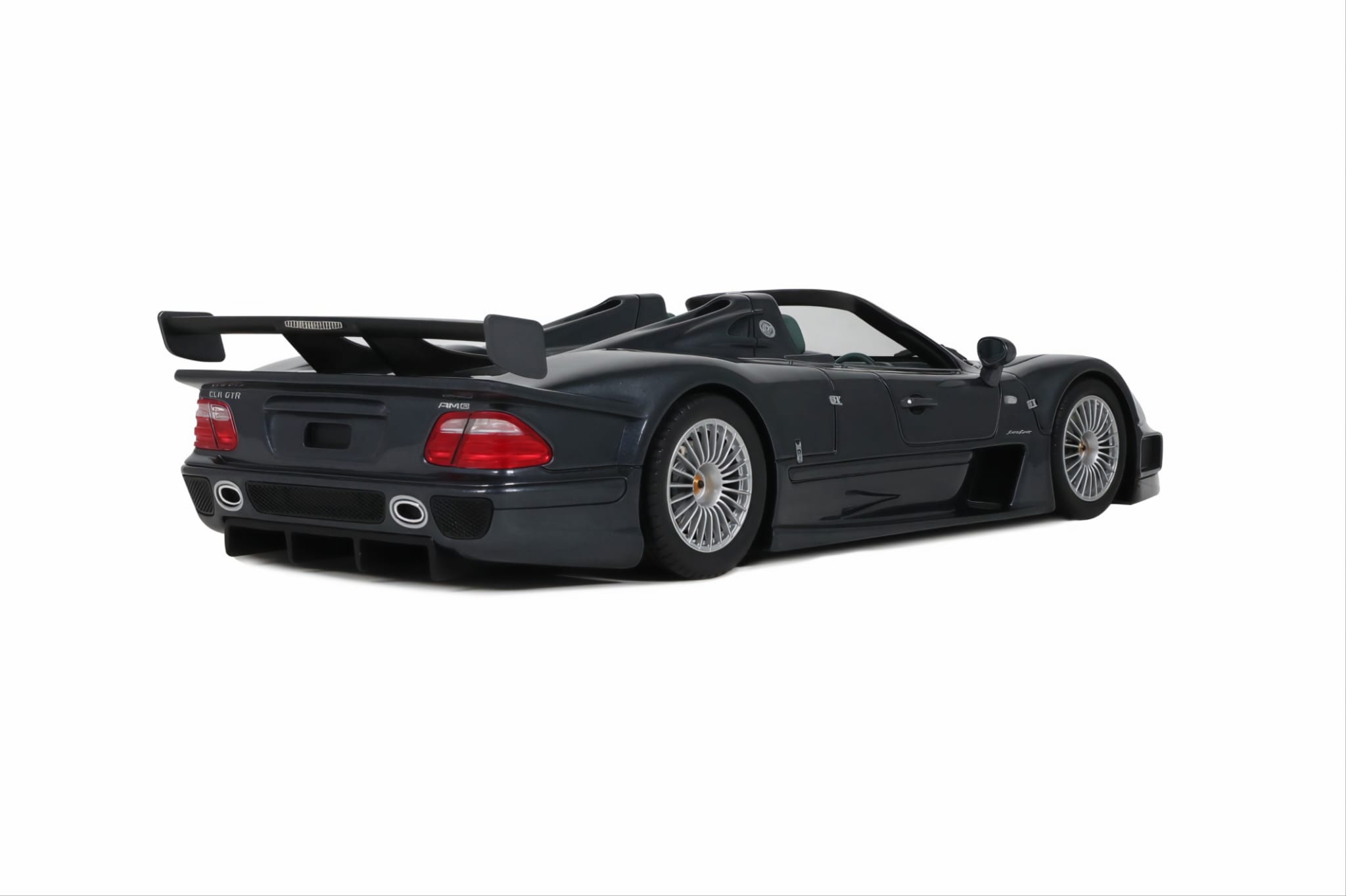 Macheta Mercedes-Benz CLK-GTR Roadster 1:18 GT Spirit 10 Macheta Mercedes-Benz CLK-GTR Roadster 1:18 GT Spirit - imagine 10
