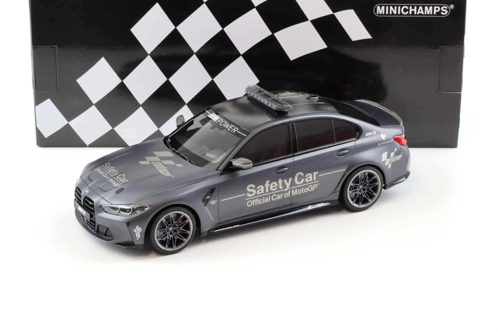 Machetă BMW M3 Safety Car 1:18 Minichamps 1 Machetă BMW M3 Safety Car