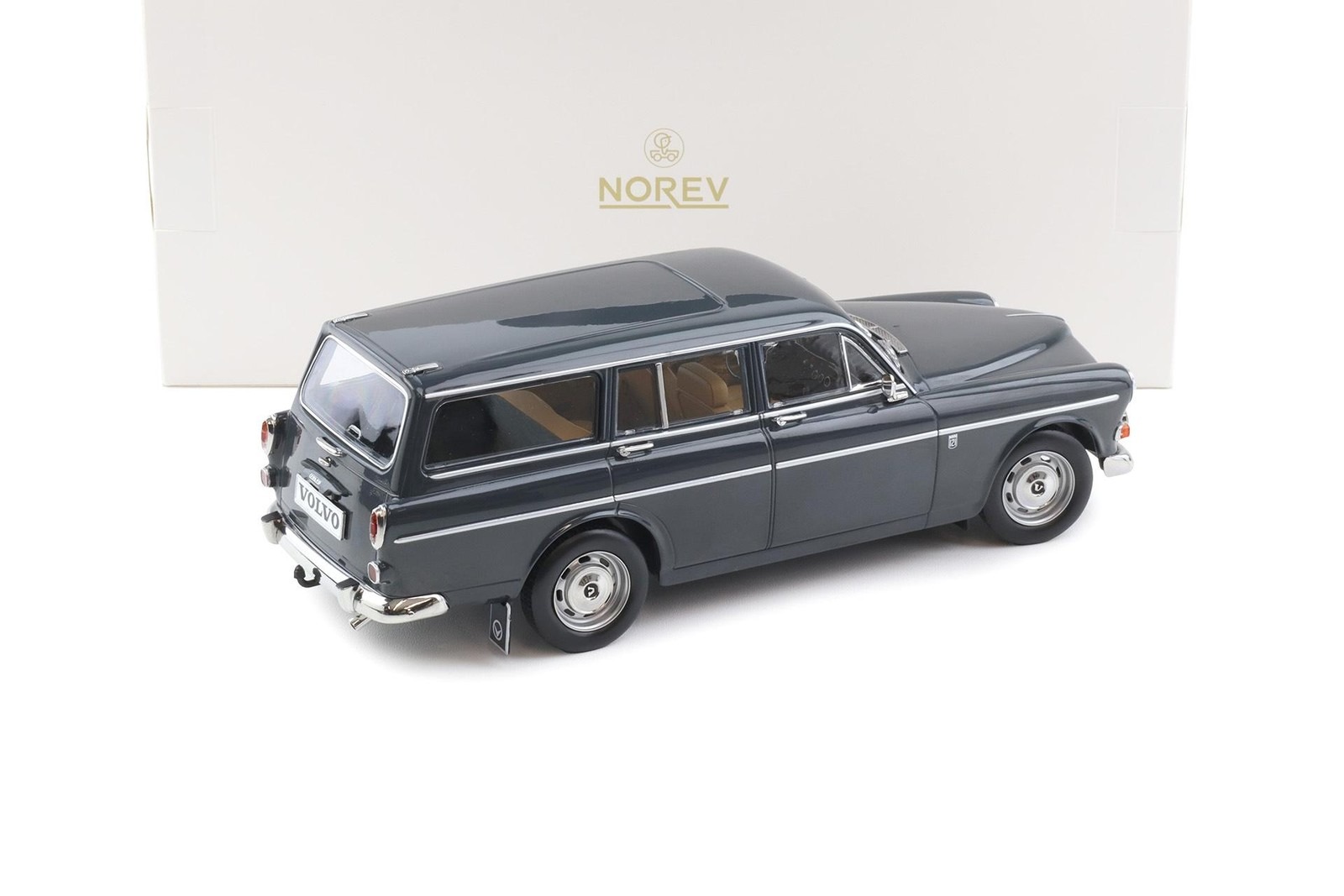 Macheta Volvo Amazon Break 1:18 Norev 2 Macheta Volvo Amazon Break 1:18 Norev - imagine 2