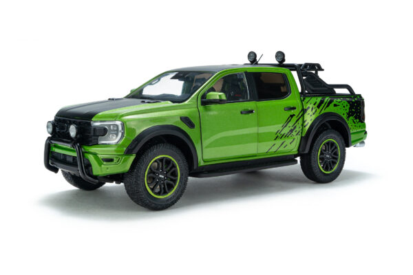 ford-ranger-raptor-metallic-green-2024-01