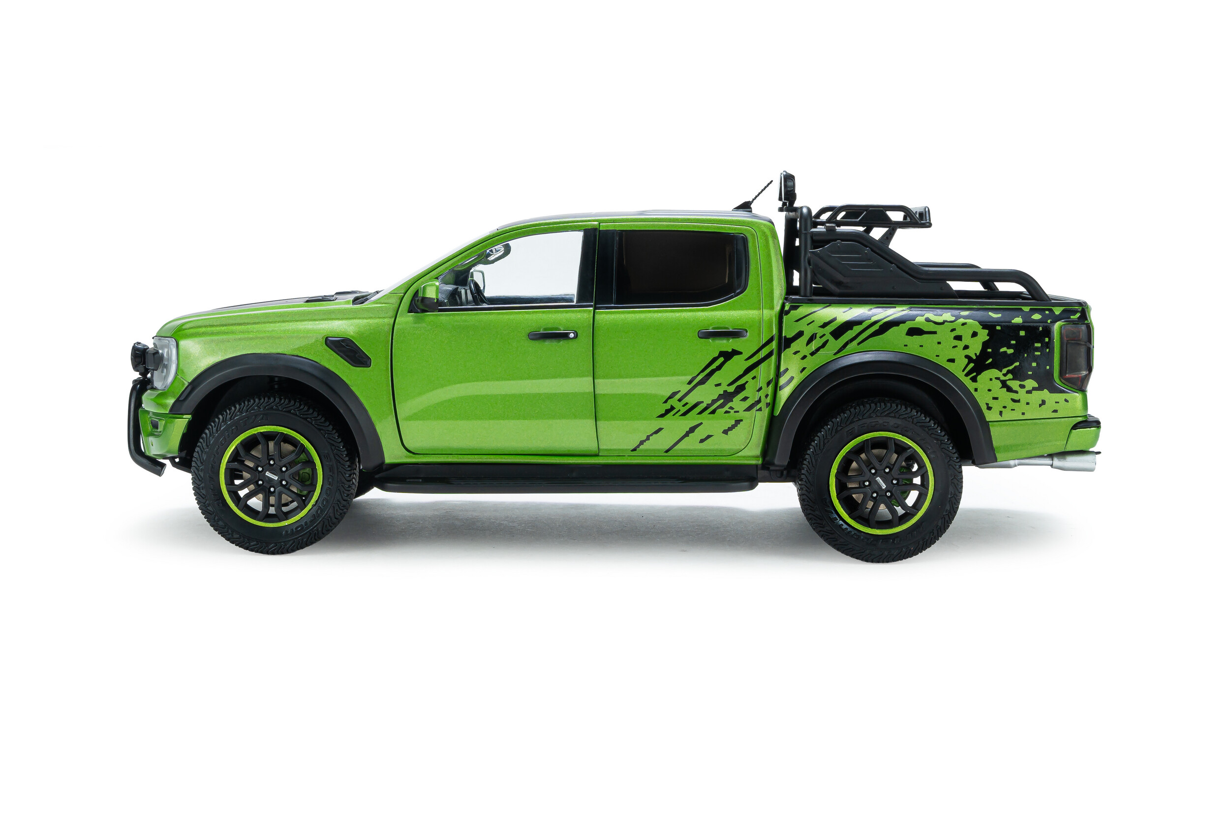 Machetă Ford Ranger Raptor 1:18 Solido Works 2 Machetă Ford Ranger Raptor 1:18 Solido Works - imagine 2
