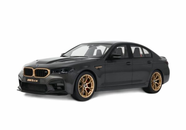 BMW M5 CS 4