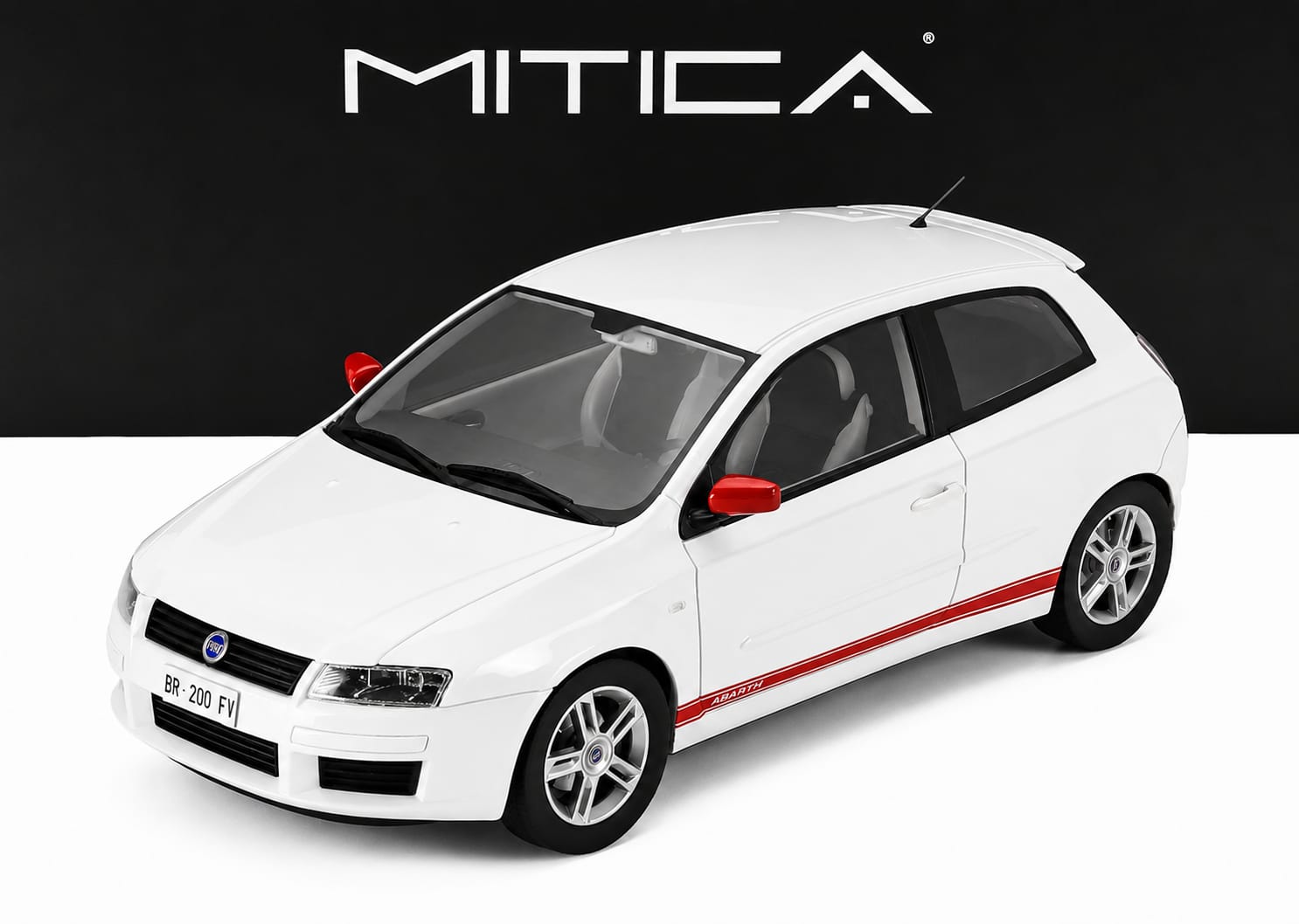 Macheta Fiat Stilo Abarth 2.4 20V 1:18 Mitica-R 1 Fiat Stilo Abarth 2.4 20V (2)