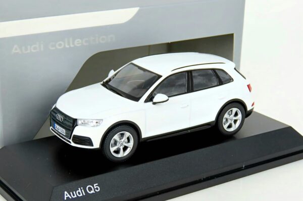Audi Q5 4