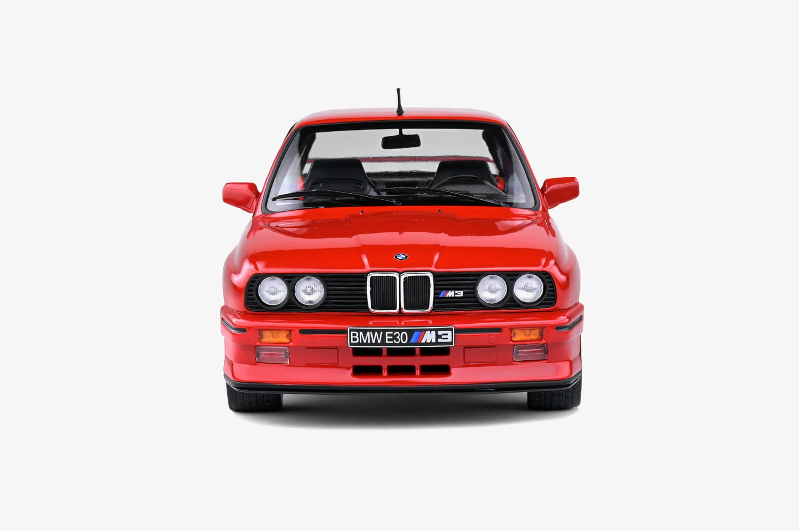 Macheta BMW M3 E30 Sport Evo 1:18 Solido 5 Macheta BMW M3 E30 Sport Evo 1:18 Solido - imagine 5