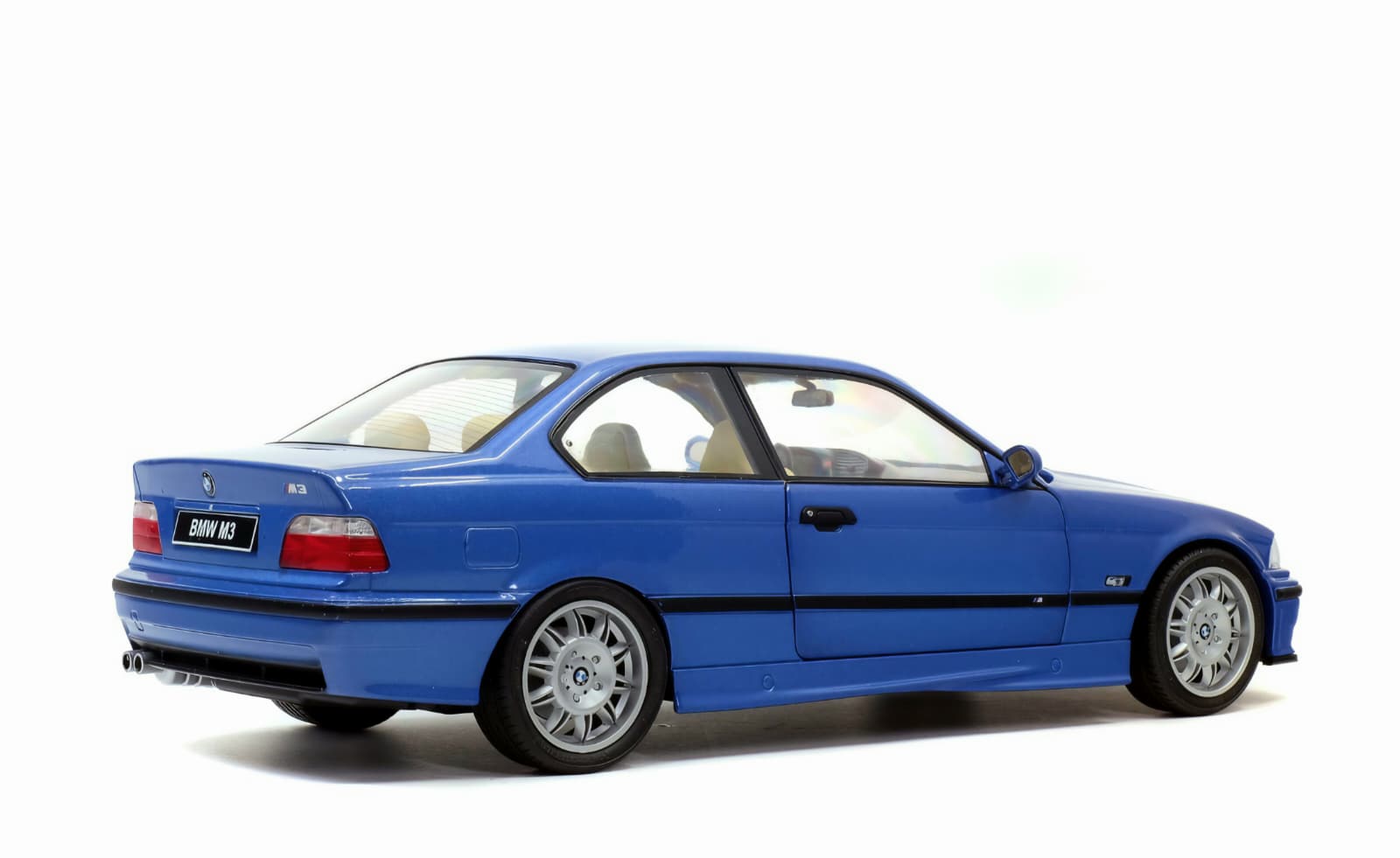 Macheta BMW M3 E36 1:18 Solido Works 3 Macheta BMW M3 E36 1:18 Solido Works - imagine 3