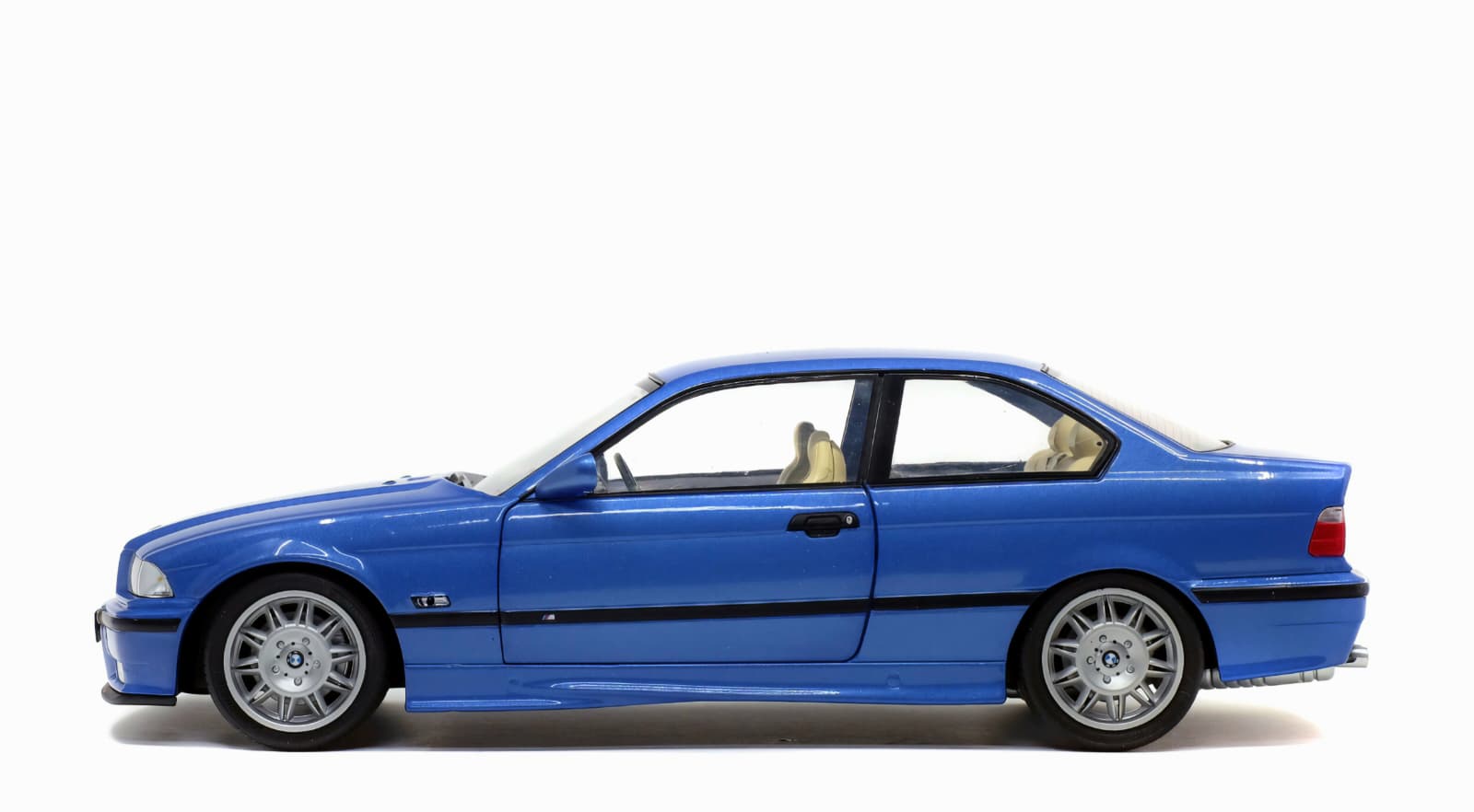 Macheta BMW M3 E36 1:18 Solido Works 9 Macheta BMW M3 E36 1:18 Solido Works - imagine 9