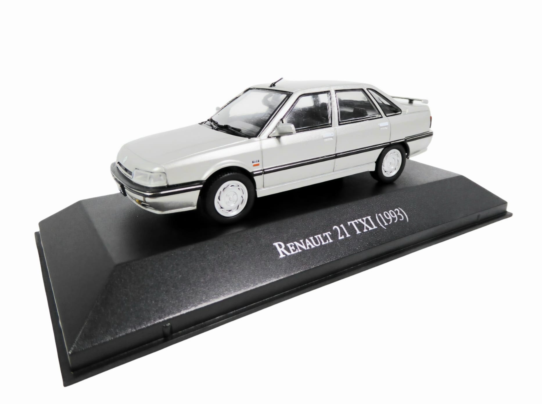 Macheta Renault 21 TXI 1:43 Salvat 1 Renault 21 TXI 3
