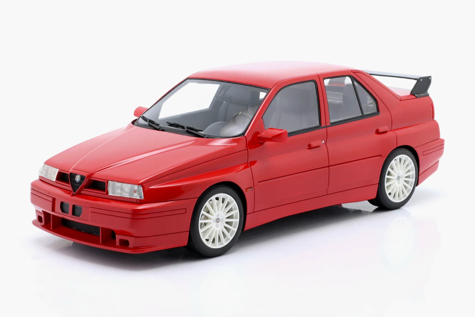 Macheta Alfa Romeo 155 GTA 1:18 Mitica Diecast -Limited Edition 3 Macheta Alfa Romeo 155 GTA 1:18 Mitica Diecast -Limited Edition - imagine 3