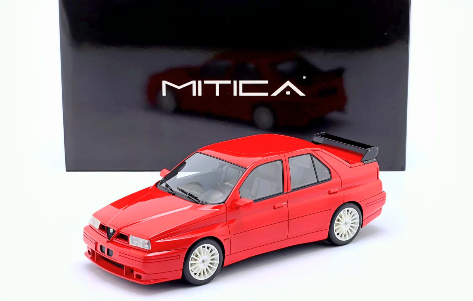 Macheta Alfa Romeo 155 GTA 1:18 Mitica Diecast -Limited Edition 5 Macheta Alfa Romeo 155 GTA 1:18 Mitica Diecast -Limited Edition - imagine 5