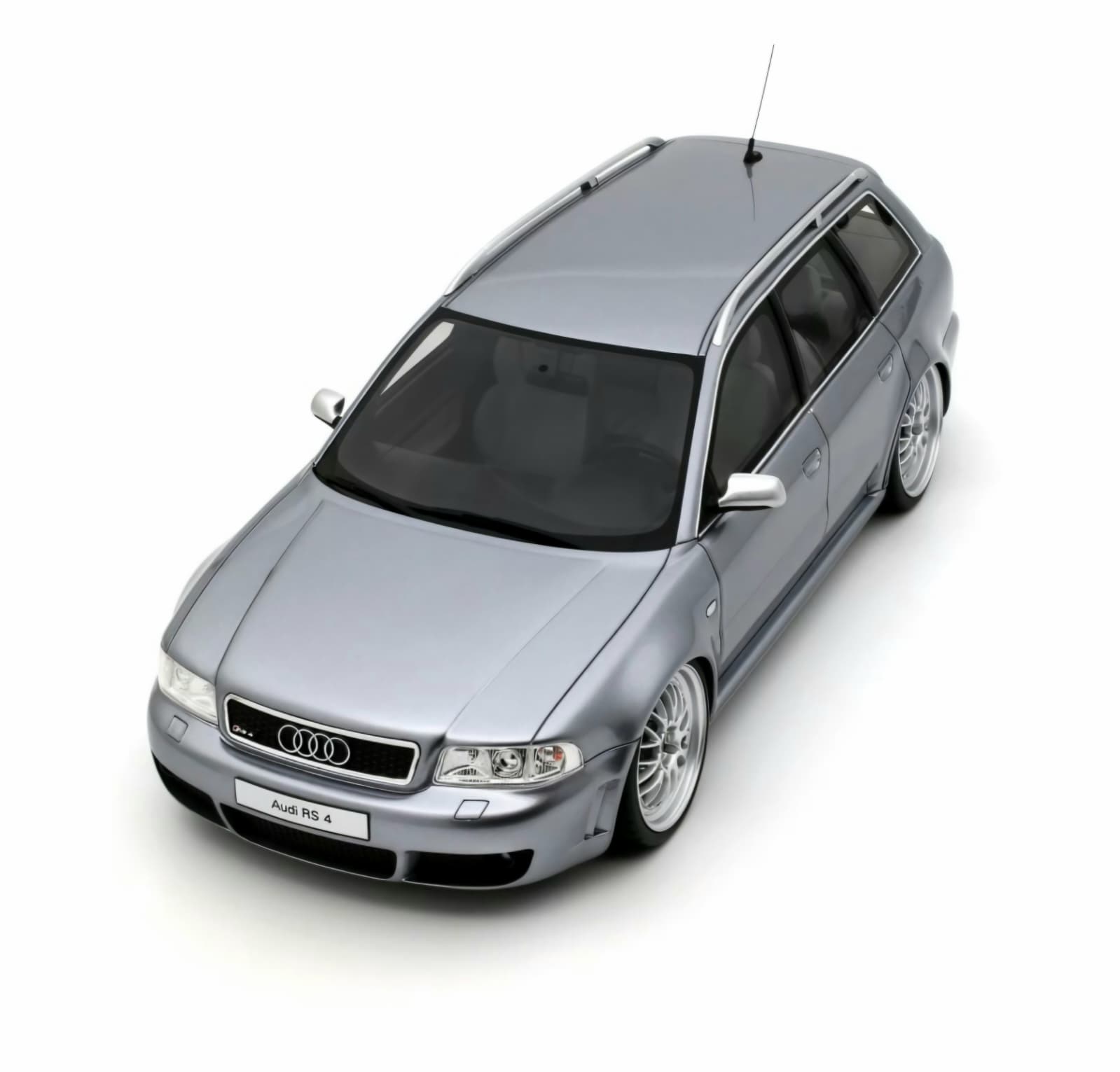 Macheta Audi RS 4 (B5) Avant „Stanced” 1:18 OttOmobile 3 Macheta Audi RS 4 (B5) Avant „Stanced” 1:18 OttOmobile - imagine 3