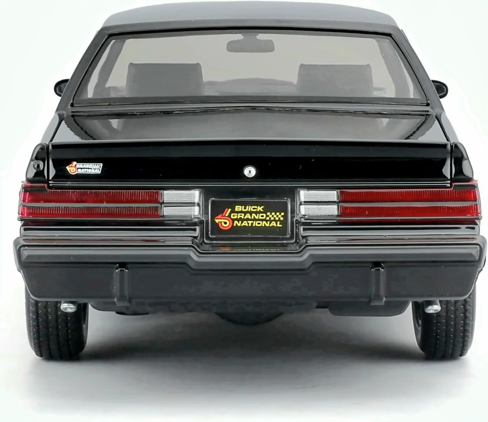 Macheta Buick Grand National Black 1:18 Maisto 4 Macheta Buick Grand National Black 1:18 Maisto - imagine 4