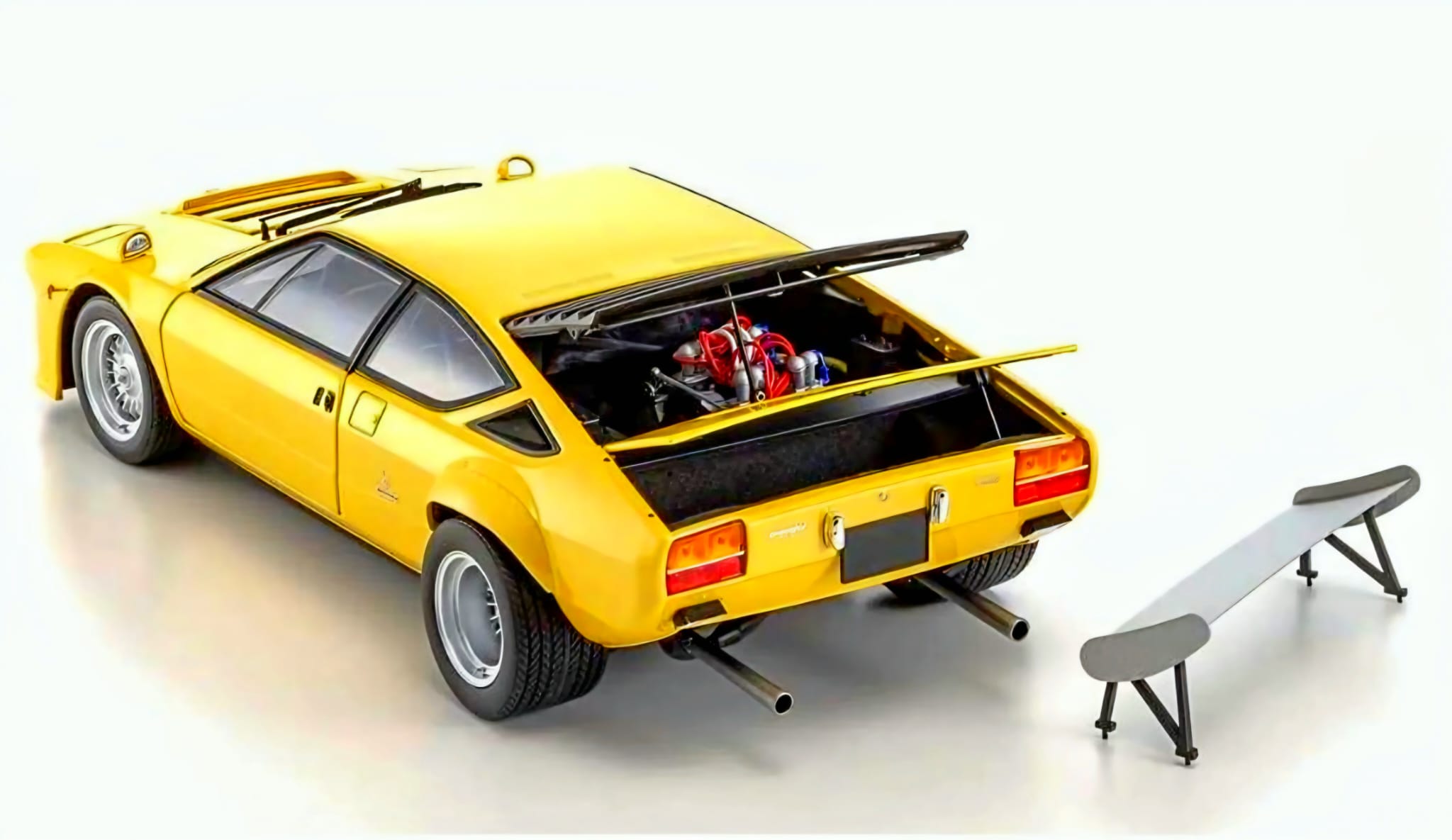 Macheta Lamborghini Urraco Rally (1974) 1:18 Kyosho 3 Macheta Lamborghini Urraco Rally (1974) 1:18 Kyosho - imagine 3