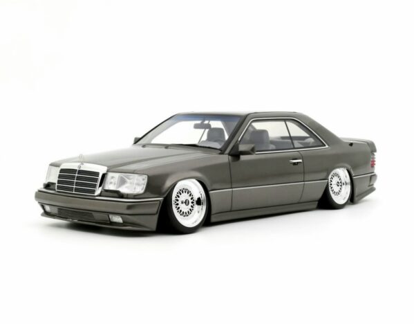 Mercedes-Benz C124 AMG „Stance” 3