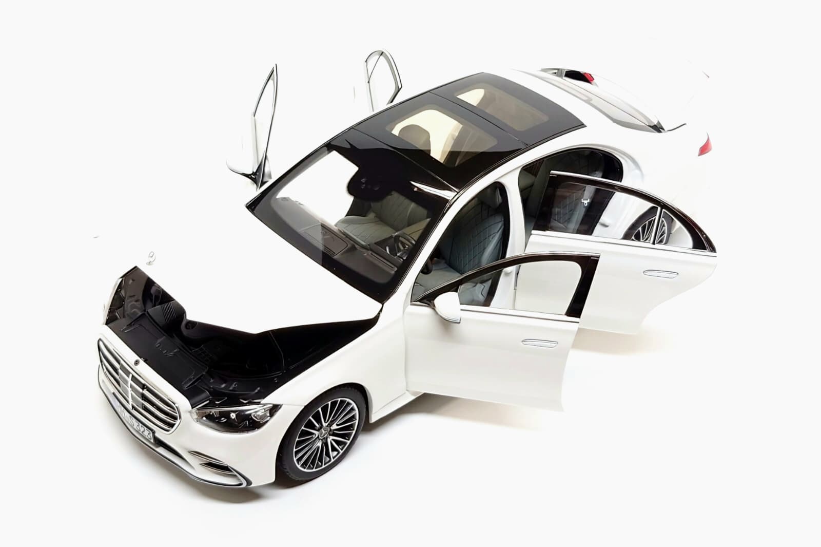 Macheta Mercedes S-Class AMG-Line 2021 1:18 Norev 4 Macheta Mercedes S-Class AMG-Line 2021 1:18 Norev - imagine 4