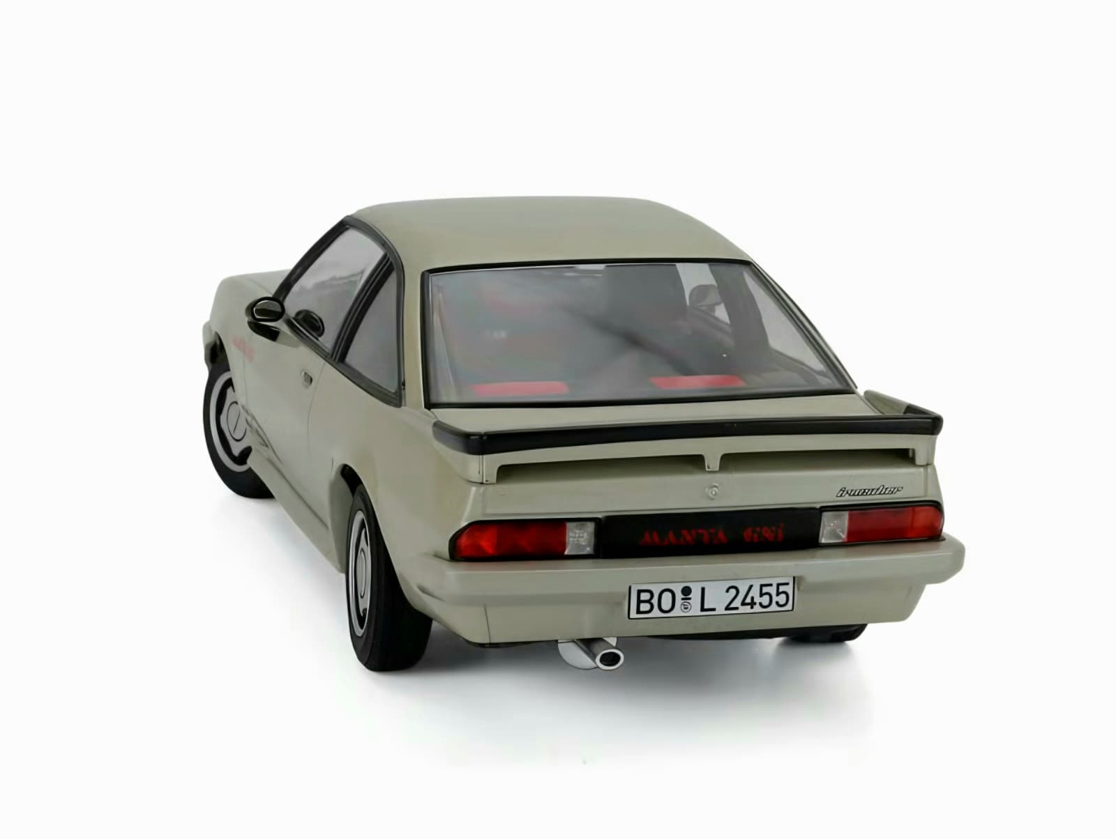 Macheta Opel Manta GSi 1987 1:18 Norev 4 Macheta Opel Manta GSi 1987 1:18 Norev - imagine 4