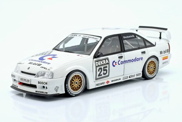 Opel Omega 3000 EVO 500