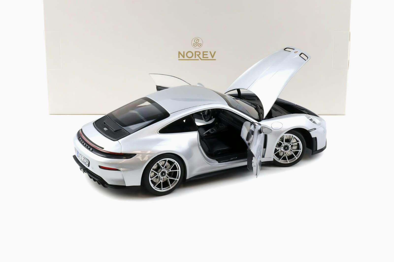 Macheta Porsche 911 GT3 Touring Package 1:18 Norev 5 Macheta Porsche 911 GT3 Touring Package 1:18 Norev - imagine 5